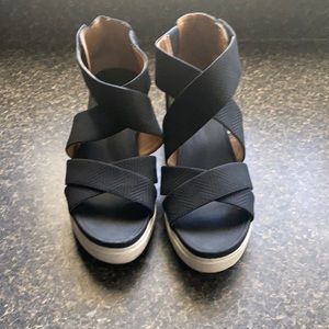 Dr.Scholls wedges size 9.5